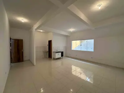 Apartamento - Amplo com 1 quartos  a 700,00 metros praia.