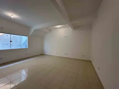 Apartamento - Amplo com 1 quartos  a 700,00 metros praia.