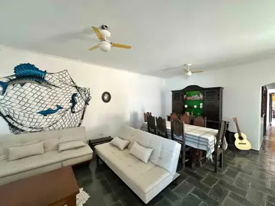 Casa - Térrea com 3 quartos (sendo 1 suite(s)) a 900,00 metros praia.