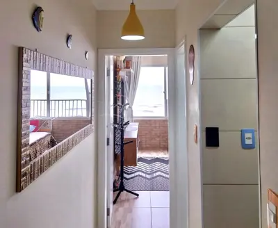 Apartamento - Alto com 1 quartos  a 10,00 metros praia.