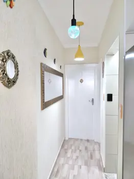 Apartamento - Alto com 1 quartos  a 10,00 metros praia.