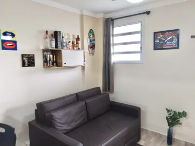 Apartamento - Alto com 1 quartos  a 10,00 metros praia.