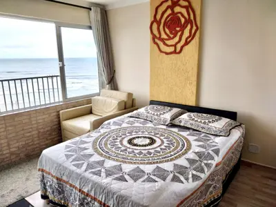 Apartamento - Alto com 1 quartos  a 10,00 metros praia.