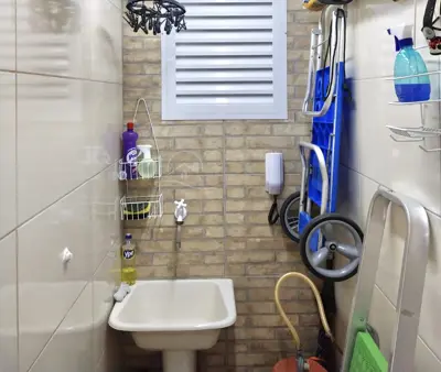 Apartamento - Alto com 1 quartos  a 10,00 metros praia.