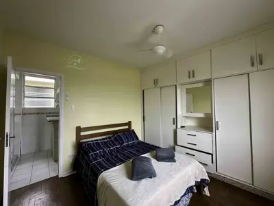 Apartamento - Alto com 1 quartos  a 100,00 metros praia.