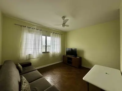 Apartamento - Alto com 1 quartos  a 100,00 metros praia.