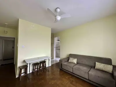 Apartamento - Alto com 1 quartos  a 100,00 metros praia.