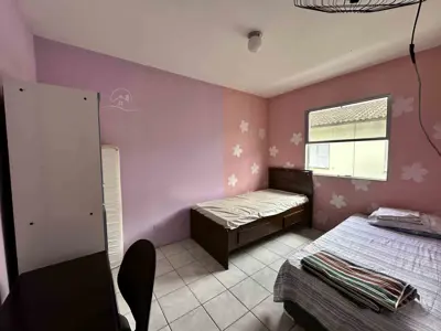 Apartamento - Amplo com 2 quartos  a 3500,00 metros praia.