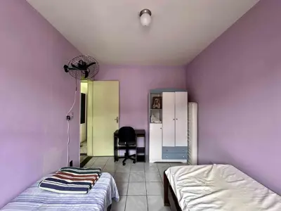 Apartamento - Amplo com 2 quartos  a 3500,00 metros praia.