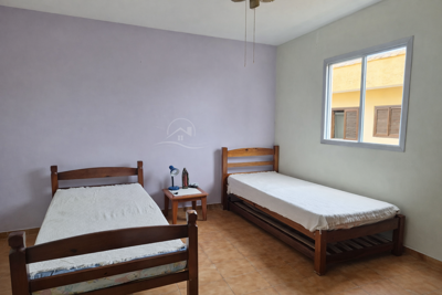 Apartamento - Alto com 2 quartos  a 800,00 metros praia.