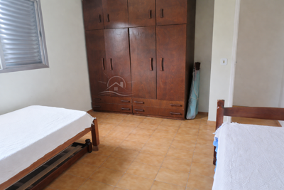 Apartamento - Alto com 2 quartos  a 800,00 metros praia.