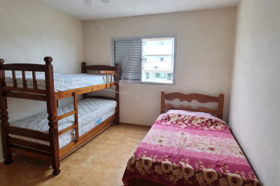 Apartamento - Alto com 2 quartos  a 800,00 metros praia.