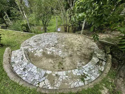 Chácara - Rural com  quartos  a 5000,00 metros praia.