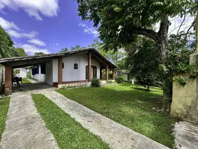 Chácara - Rural com  quartos  a 5000,00 metros praia.