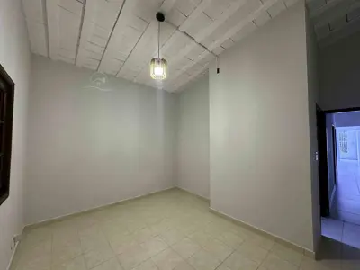 Casa - Sobrado com 3 quartos (sendo 1 suite(s)) a 800,00 metros praia.