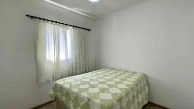 Casa - Térrea com 4 quartos (sendo 2 suite(s)) a 2000,00 metros praia.