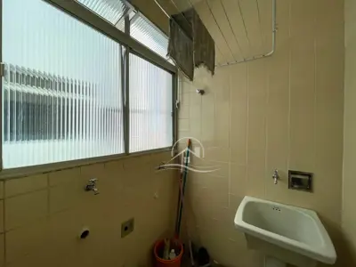 Apartamento - Amplo com 3 quartos (sendo 1 suite(s)) a 100,00 metros praia.