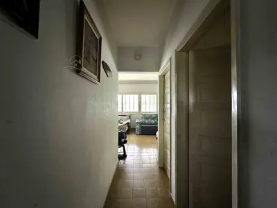 Casa - Sobrado com 4 quartos (sendo 1 suite(s)) a 100,00 metros praia.