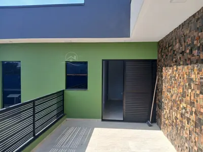 Casa - Térrea com 4 quartos (sendo 1 suite(s)) a 950,00 metros praia.