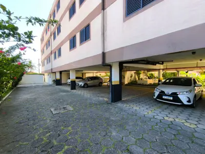 Apartamento - Amplo com 1 quartos  a 400,00 metros praia.