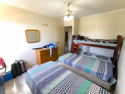 Apartamento - Amplo com 1 quartos  a 400,00 metros praia.