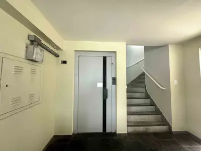 Apartamento - Amplo com 3 quartos (sendo 1 suite(s)) a 600,00 metros praia.