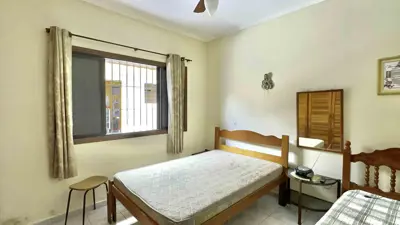 Casa - Térrea com 3 quartos (sendo 1 suite(s)) a 1200,00 metros praia.