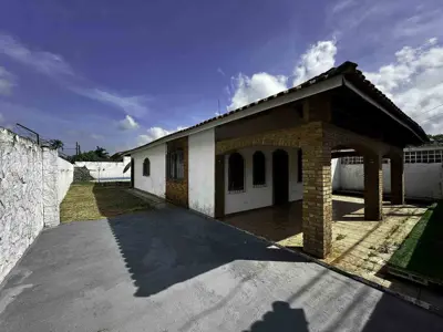 Casa - Térrea com 2 quartos (sendo 2 suite(s)) a 3000,00 metros praia.