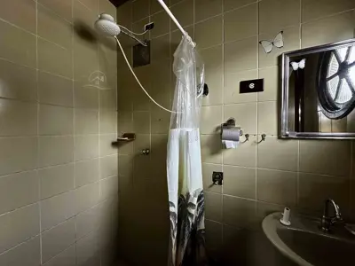 Casa - Térrea com 2 quartos (sendo 2 suite(s)) a 3000,00 metros praia.