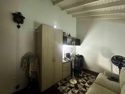 Casa - Sobrado com 3 quartos (sendo 3 suite(s)) a 200,00 metros praia.