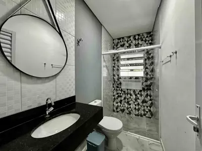 Casa - Edícula com 1 quartos (sendo 0 suite(s)) a 1800,00 metros praia.