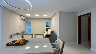 Casa - Térrea com 3 quartos (sendo 1 suite(s)) a 600,00 metros praia.