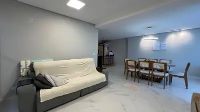 Casa - Térrea com 3 quartos (sendo 1 suite(s)) a 600,00 metros praia.