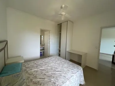 Apartamento - Duplex com 3 quartos (sendo 2 suite(s)) a 1000,00 metros praia.