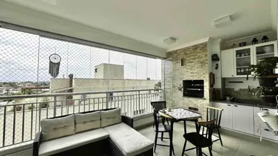 Apartamento - Alto com 3 quartos (sendo 2 suite(s)) a 700,00 metros praia.