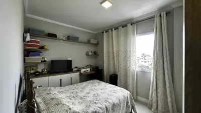 Apartamento - Alto com 3 quartos (sendo 2 suite(s)) a 700,00 metros praia.
