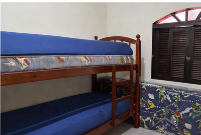 Chácara - Rural com  quartos  a 3000,00 metros praia.