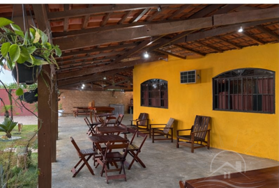 Chácara - Rural com  quartos  a 3000,00 metros praia.