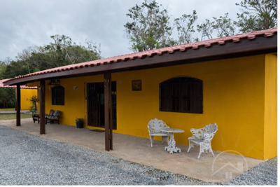 Chácara - Rural com  quartos  a 3000,00 metros praia.
