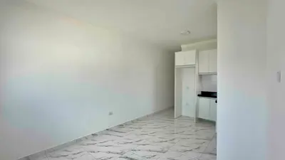 Casa - Térrea com 3 quartos (sendo 1 suite(s)) a 1500,00 metros praia.