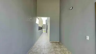 Casa - Térrea com 3 quartos (sendo 1 suite(s)) a 1500,00 metros praia.