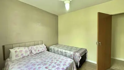 Casa - Térrea com piscina com 4 quartos (sendo 4 suite(s)) a 3000,00 metros praia.