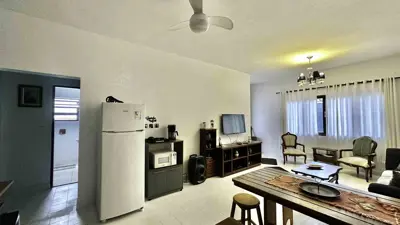 Casa - Térrea com 3 quartos (sendo 1 suite(s)) a 250,00 metros praia.