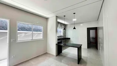 Casa - Térrea com 2 quartos (sendo 2 suite(s)) a 1500,00 metros praia.