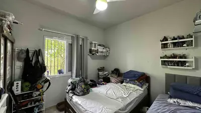 Casa - Térrea com 3 quartos (sendo 1 suite(s)) a 900,00 metros praia.