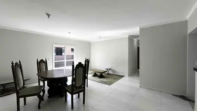 Apartamento - Alto com 3 quartos (sendo 1 suite(s)) a 550,00 metros praia.