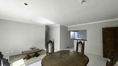 Apartamento - Alto com 3 quartos (sendo 1 suite(s)) a 550,00 metros praia.