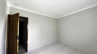 Apartamento - Alto com 3 quartos (sendo 1 suite(s)) a 550,00 metros praia.