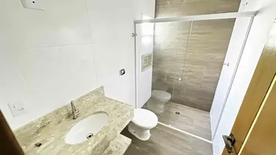 Apartamento - Alto com 3 quartos (sendo 1 suite(s)) a 550,00 metros praia.