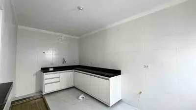Apartamento - Alto com 3 quartos (sendo 1 suite(s)) a 550,00 metros praia.